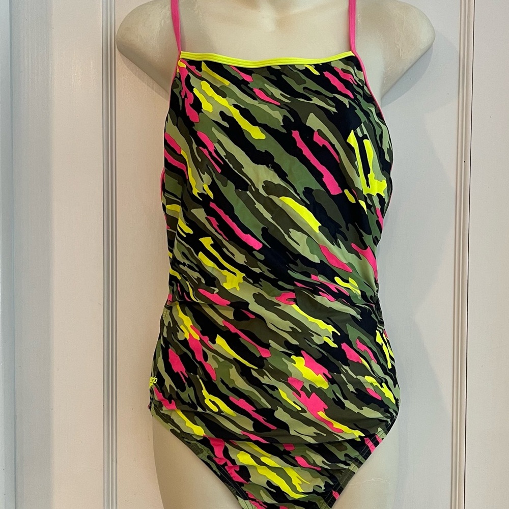 Speedo Swimsuit Size 40